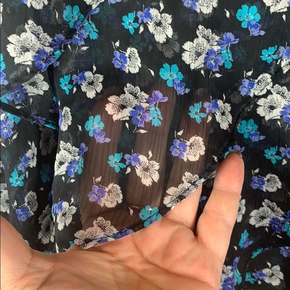 AEO Ruffled Floral Tank - Picture 3 of 7